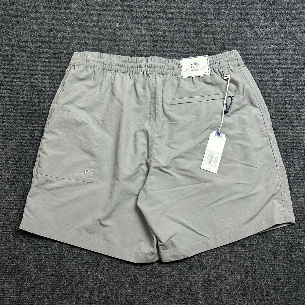 Southern Tide Shoreline 6" Nylon Hybrid Shorts Medium Frost Grey Gray Zip NWT
